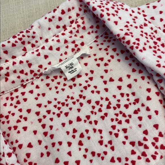 Heart Patterned Button-Up Shirt - Picture 3 of 5